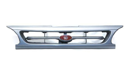 تصویر از جلو پنجره پراید نقره ای بی نی سی