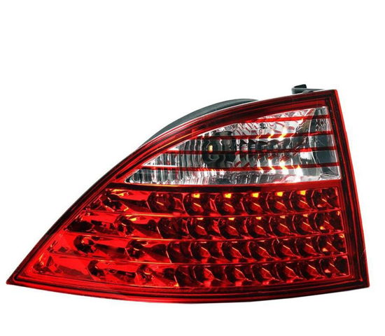 تصویر از خطر سورن SNT روی گلگیر چپ