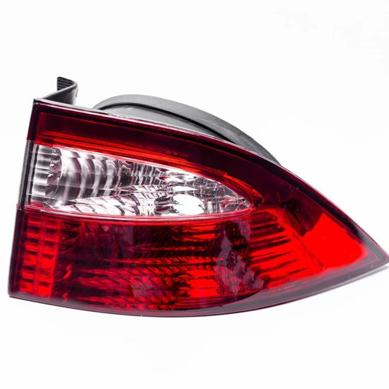 تصویر از خطر سمند LX فن آوران روی گلگیر  R