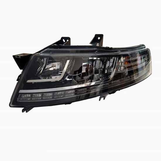 تصویر از چراغ جلو سورن پلاس جمع ساز راست