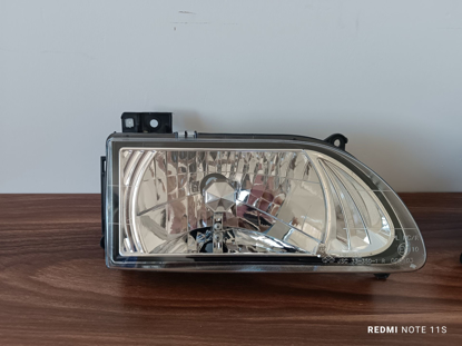 تصویر از چراغ جلو پراید 141 جمع ساز راست