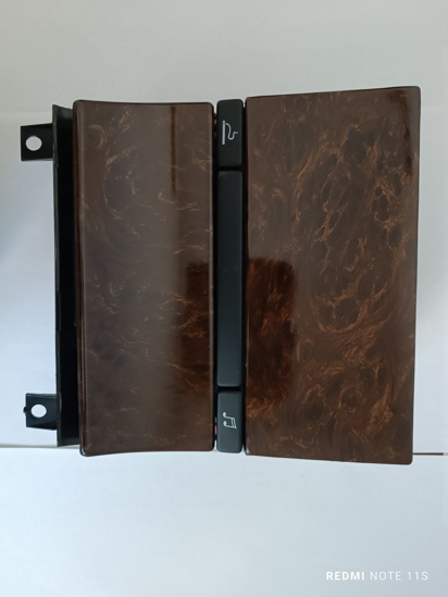 تصویر از قاب جای رادیو و زیرسیگاری پارس چوبی براق فرنام