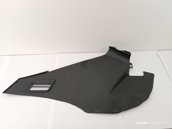 تصویر از قاب کنارکنسول پارس مشکی داشبورد قدیم فرنام R